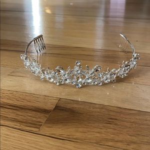 Tiara!
